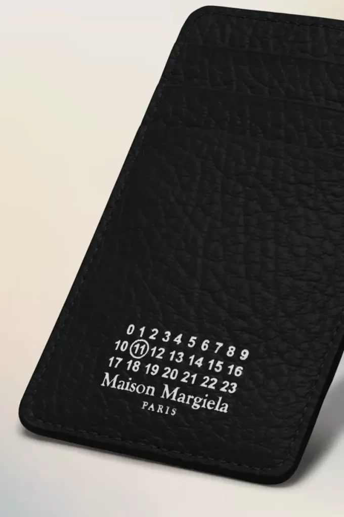 Four stitches cardholder