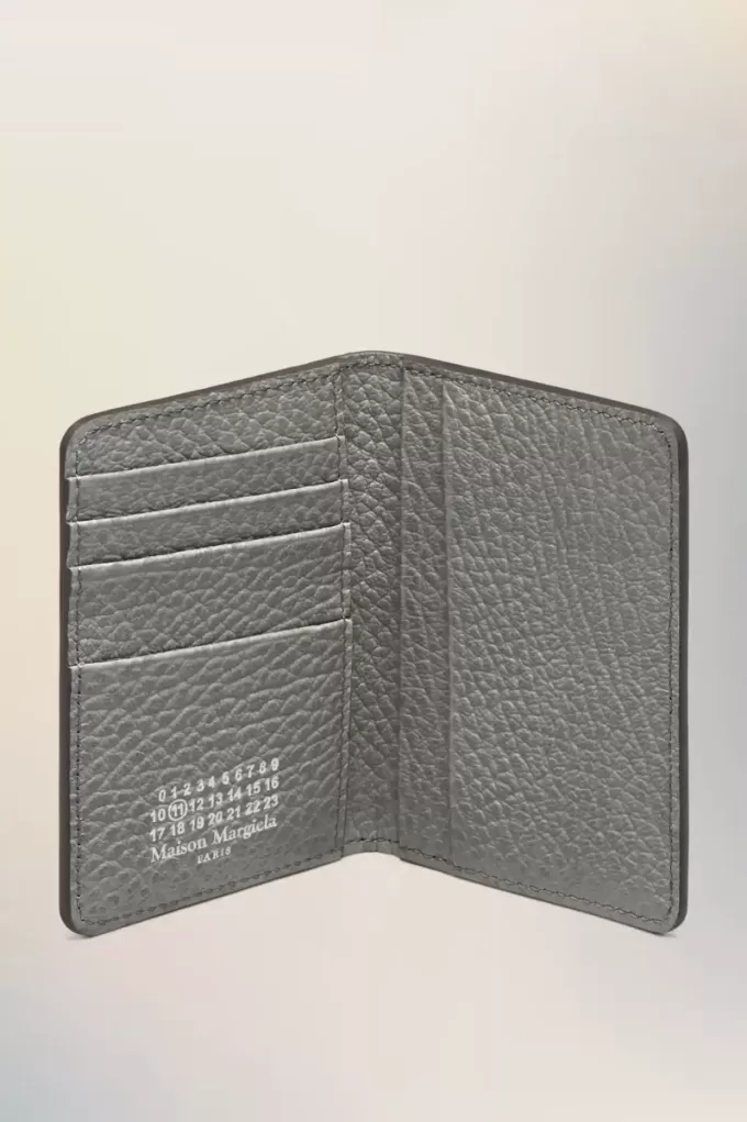 Four stitches cardholder