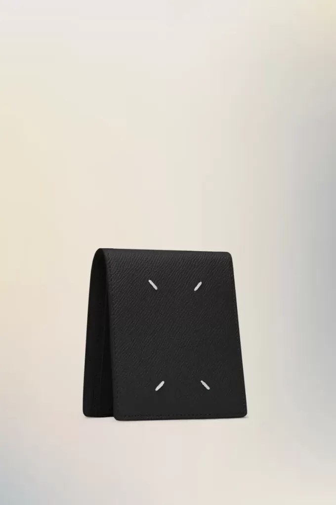 Four stitches cardholder