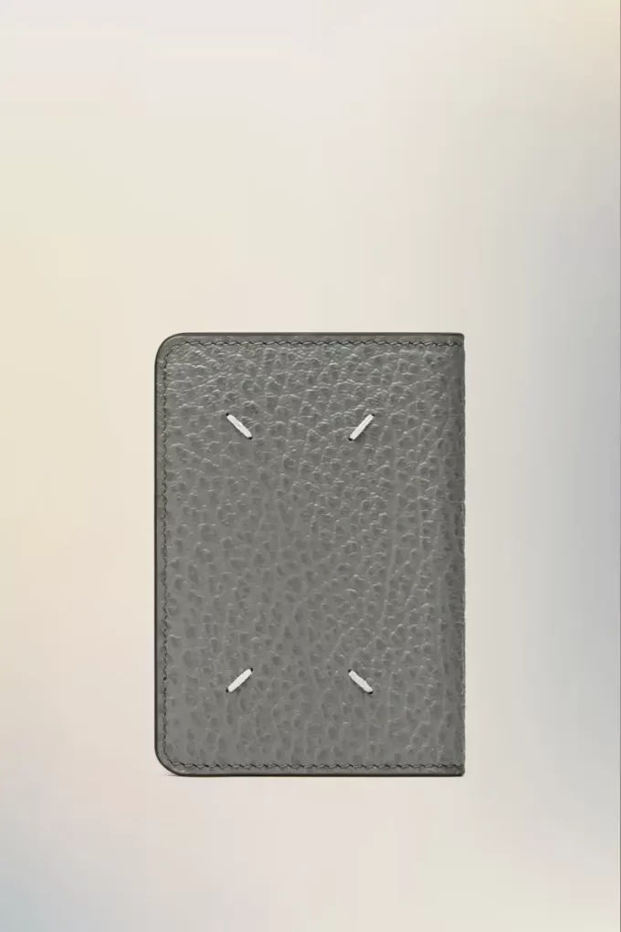 Four stitches cardholder