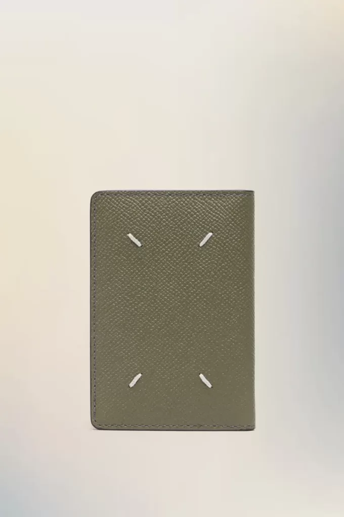 Four stitches cardholder