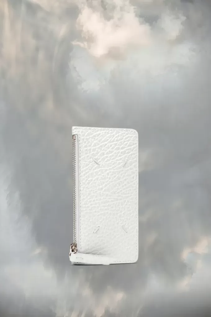 Four stitches cardholder wallet