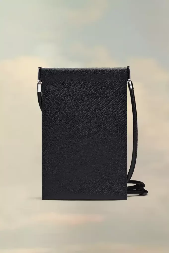 Four stitches phone holder