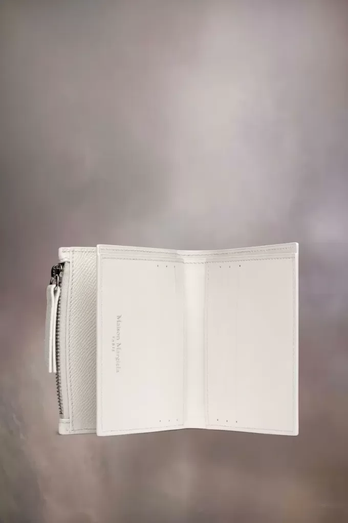 Four stitches wallet