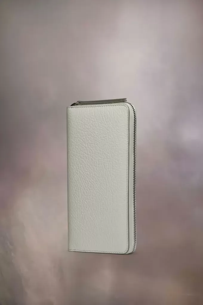 Four stitches zip-around wallet