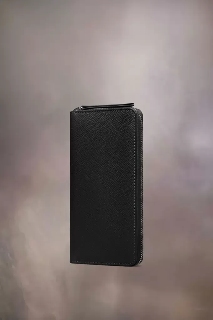 Four stitches zip-around wallet