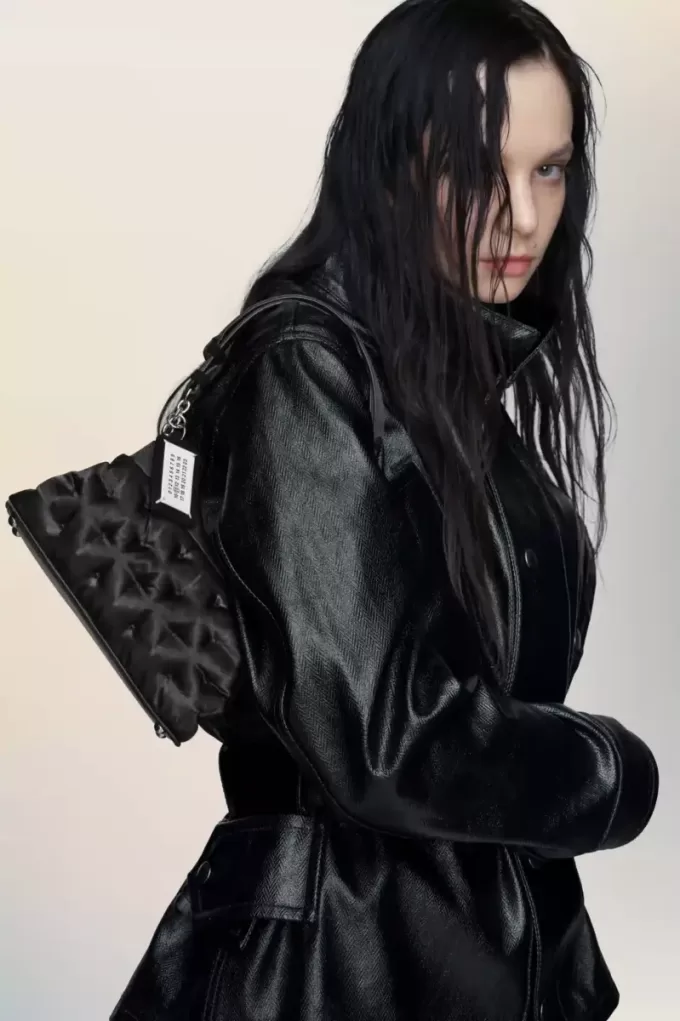 Glam Slam embroidery clutch small Glam Slam embroidery clutch small