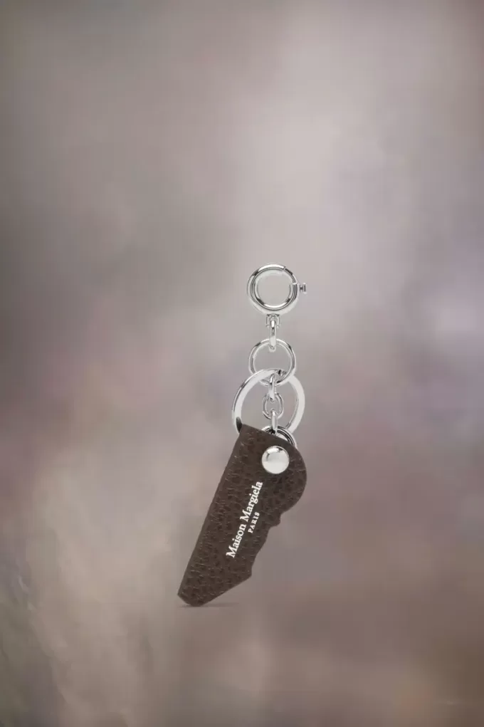 Logo leather keyring