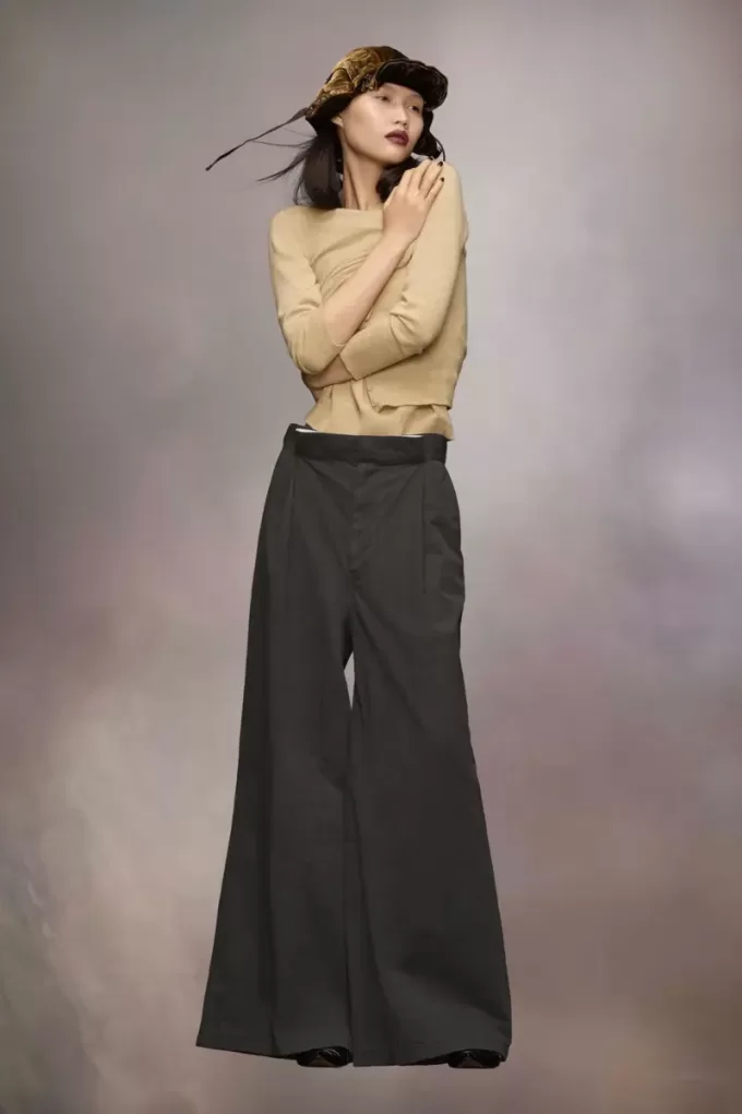 Maison Margiela Pleat trousers Maison Margiela Pleat trousers