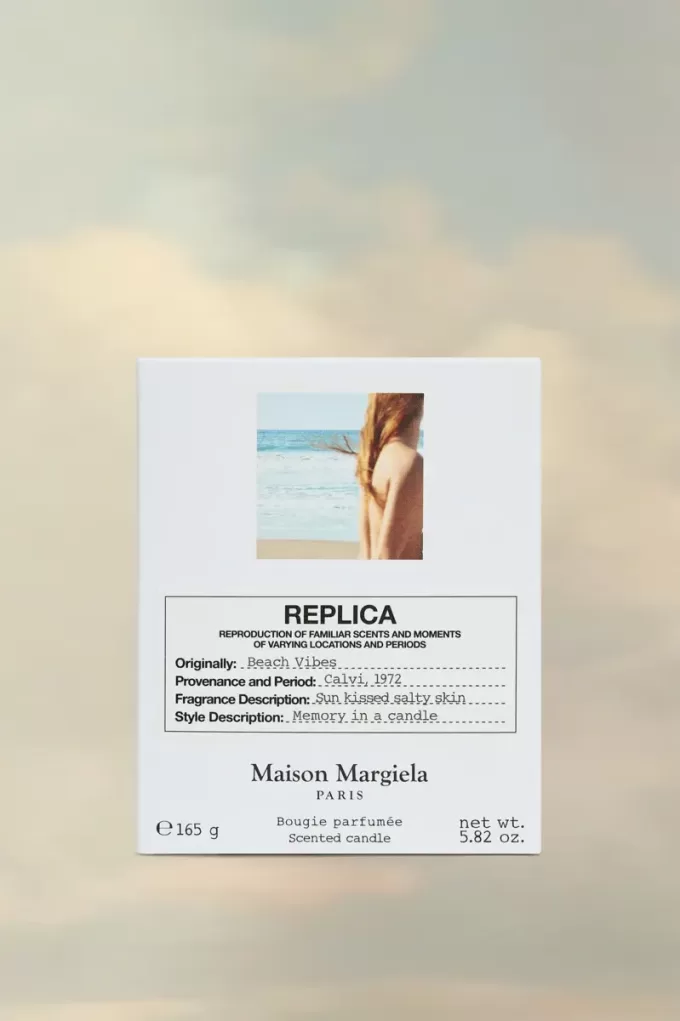 Replica Beach Vibes candle