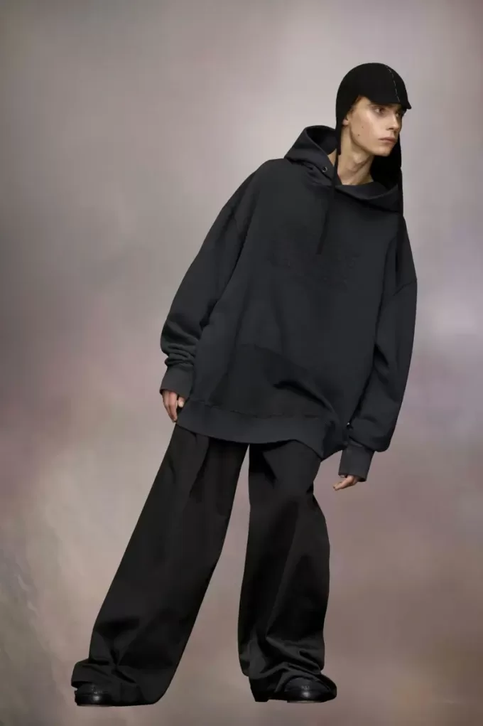 Reverse logo hooded sweatshirt