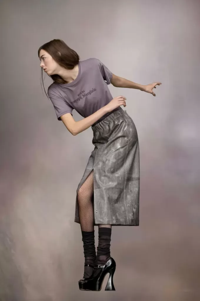 Reverse logo T-shirt