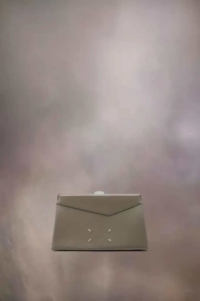 Snatched shoulder clutch bag small