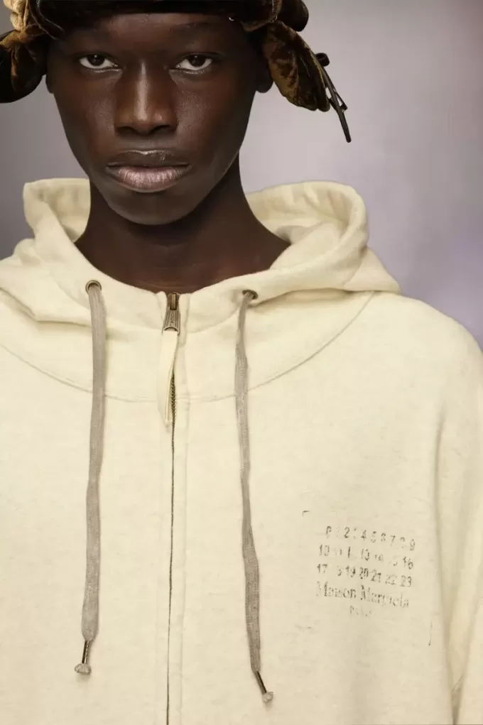 Stamp logo zip hoodie