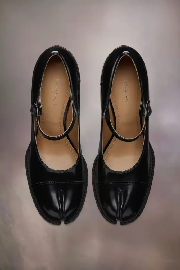 Tabi Bourgeoise Pump