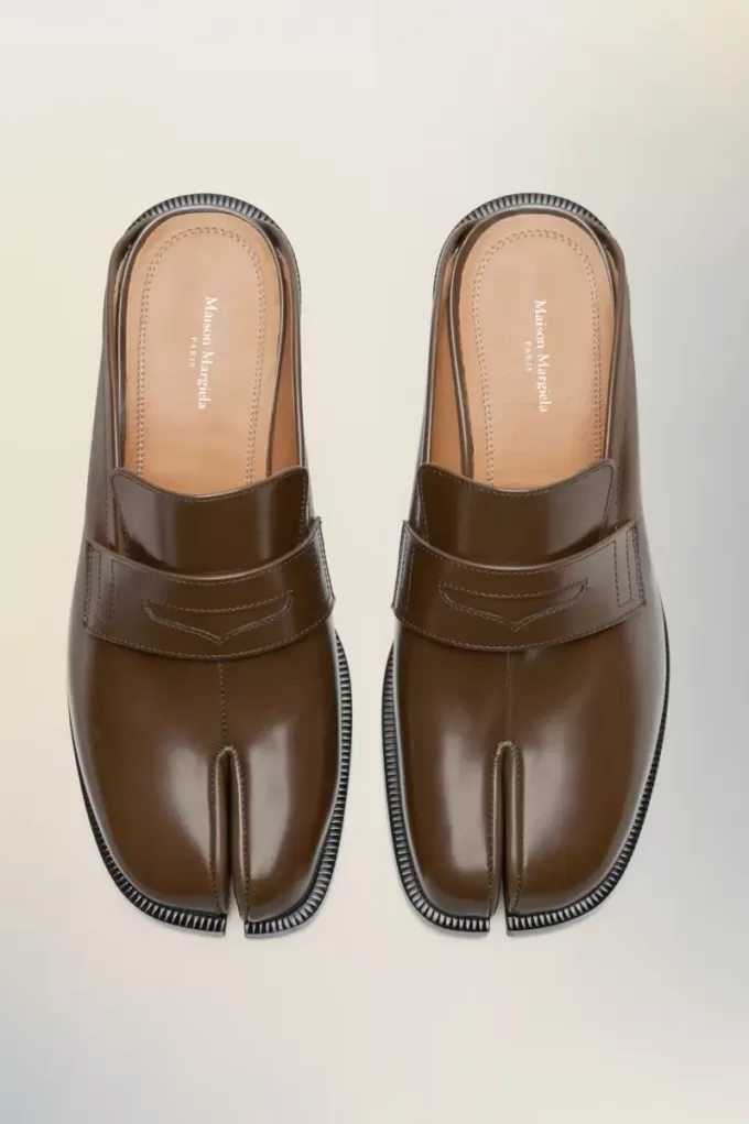 Tabi city loafer mule