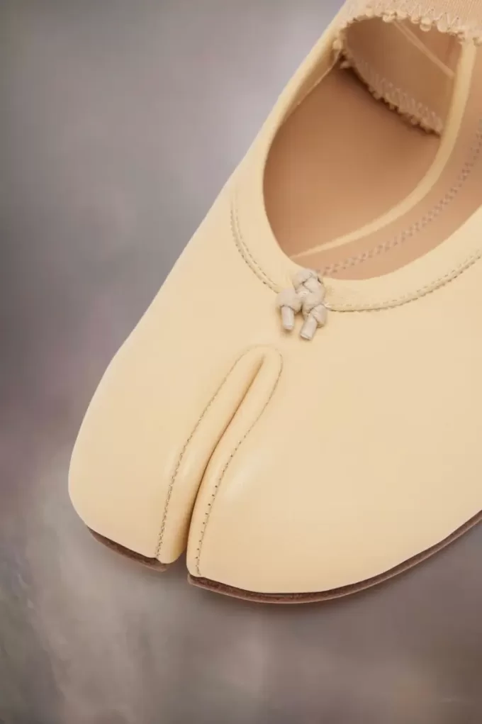 Tabi elastic band ballerina