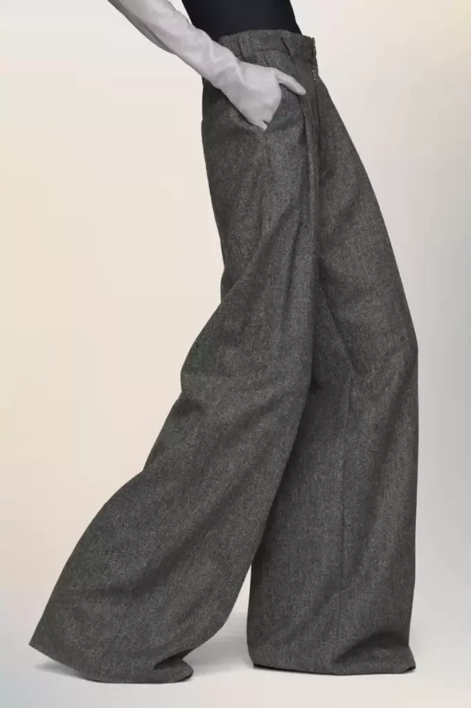 Wide-leg wool trousers